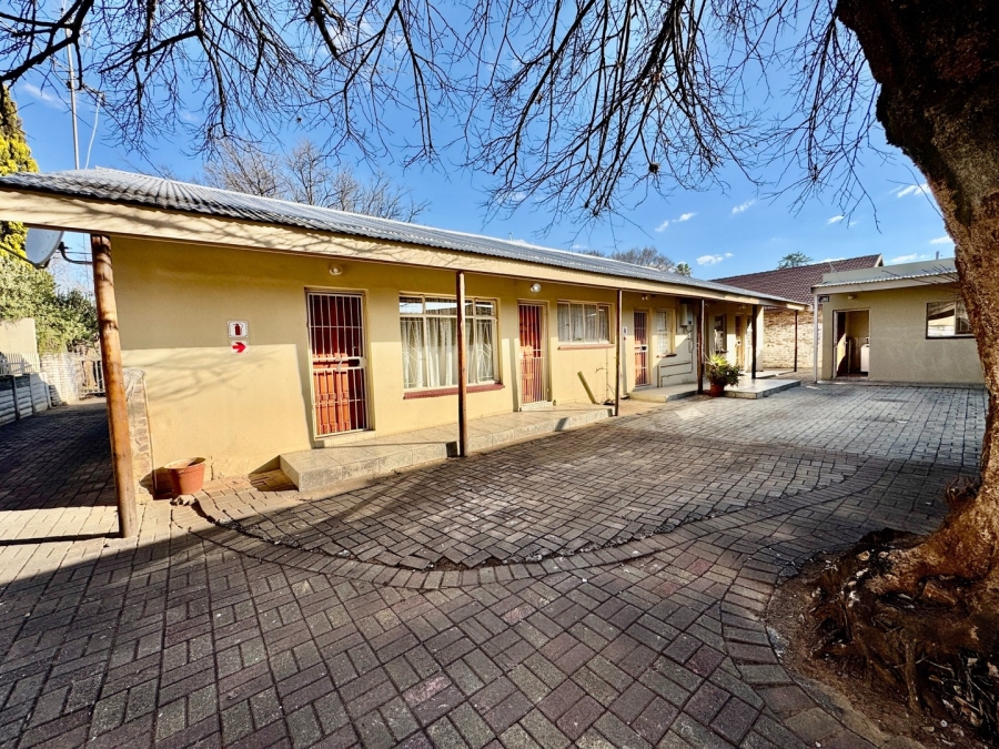 12 Bedroom Property for Sale in Die Bult North West